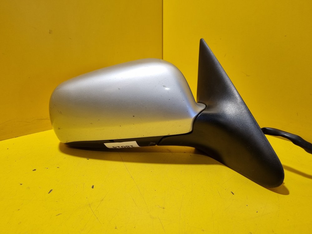 PRAVÉ ZRCÁTKO ŠKODA OCTAVIA I , STŘÍBRNÉ, DLOUHÉ , ELEKTRICKÉ - 18014