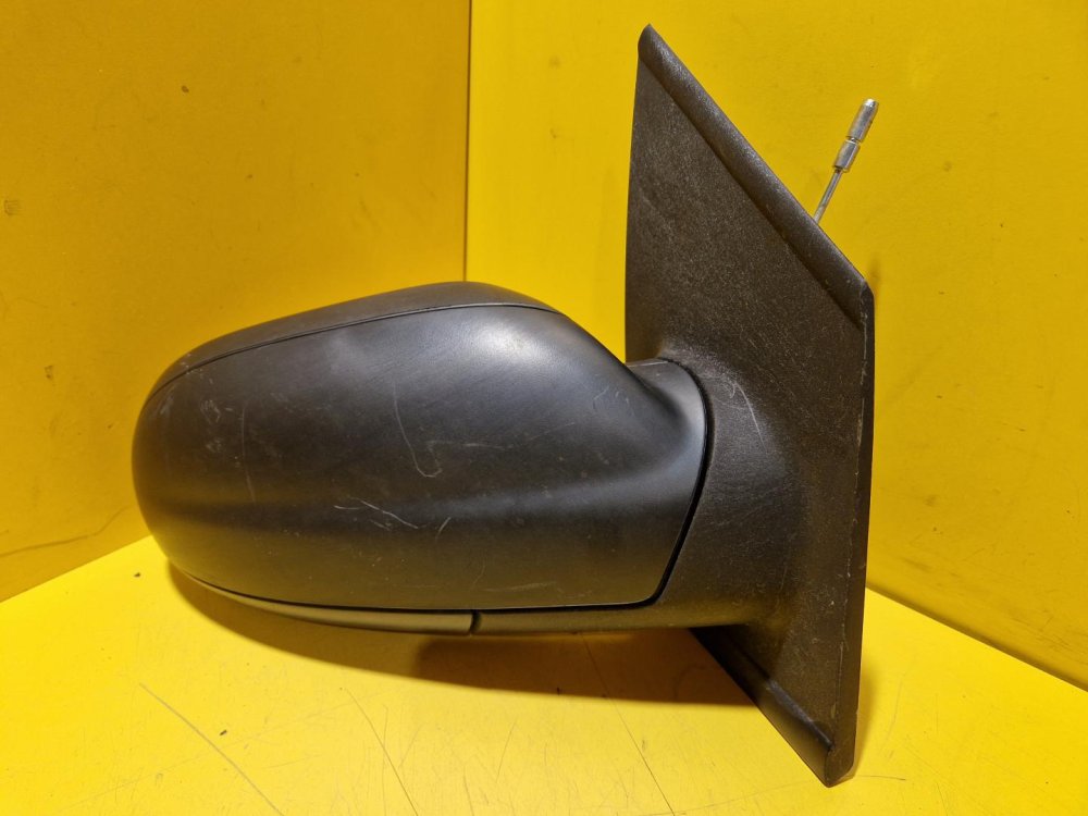 PRAVÉ ZRCÁTKO VW FOX, ČERNÉ NELAKOVANÉ, MANUÁLNÍ - 18933