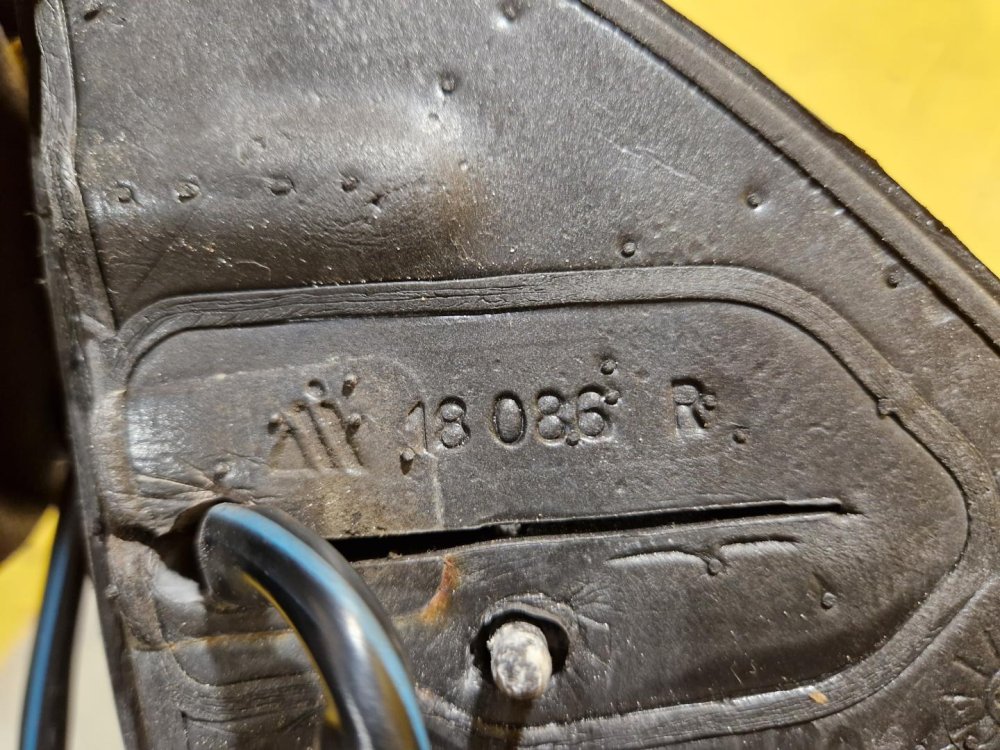 PRAVÉ ZRCÁTKO VW PASSAT B6  (3C2), ČERNÉ, ELEKTRICKÉ - 19784