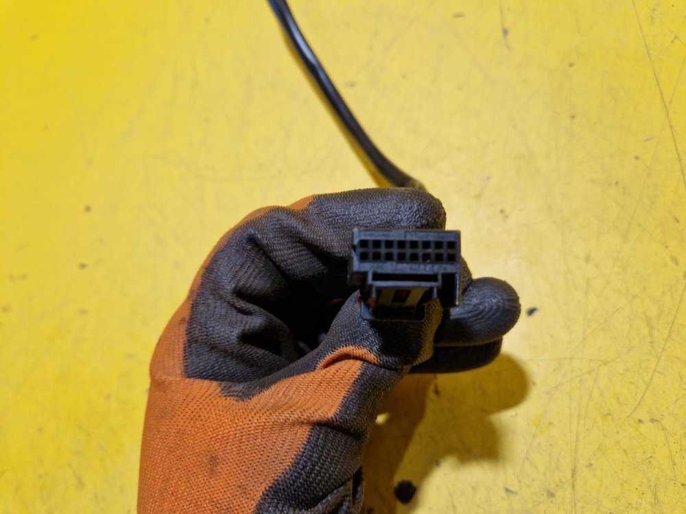 PRAVÉ ZRCÁTKO VW TOURAN I (1T1, 1T2), BÍLÉ, ELEKTRICKÉ - 20784