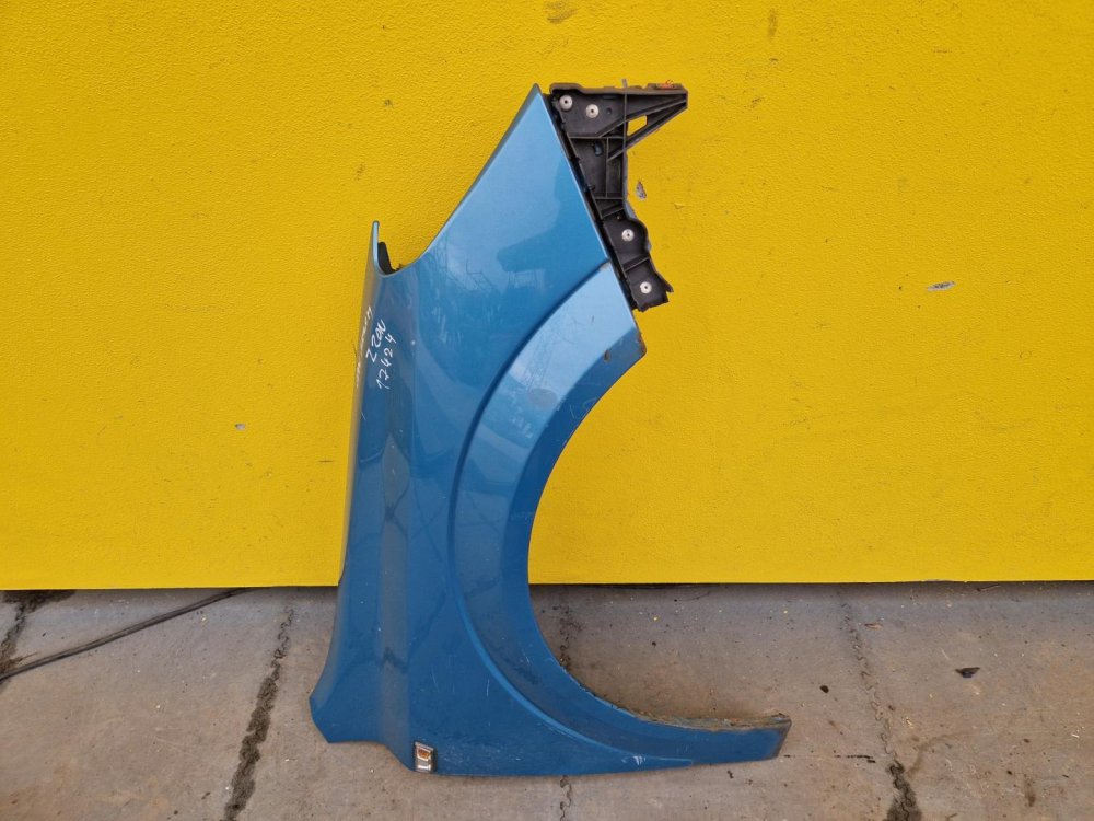 PRAVÝ PŘEDNÍ BLATNÍK OPEL ASTRA H (A04), MODRÝ Z20N - 17424 PRAVÝ PŘEDNÍ BLATNÍK OPEL ASTRA H (A04), MODRÝ Z20N - 17424