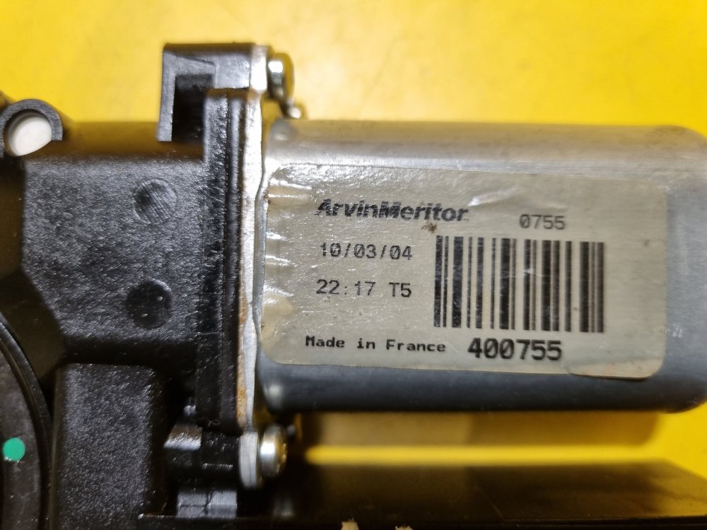 PRAVÝ PŘEDNÍ MOTOREK STAHOVAČKY OKNA 6Q1959802A ŠKODA FABIA I, FABIA II, ROOMSTER / VW POLO IV / SEAT IBIZA III, CORDOBA II - 17747 PRAVÝ PŘEDNÍ MOTOREK STAHOVAČKY OKNA 6Q1959802A ŠKODA FABIA I, FABIA II, ROOMSTER / VW POLO IV / SEAT IBIZA III, CORDOBA II - 17747