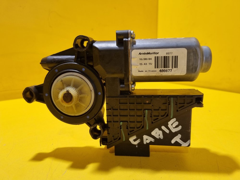 PRAVÝ PŘEDNÍ MOTOREK STAHOVAČKY OKNA 6Y1959802 ŠKODA FABIA I, FABIA II, ROOMSTER / VW POLO IV / SEAT IBIZA III, CORDOBA II  - 17655