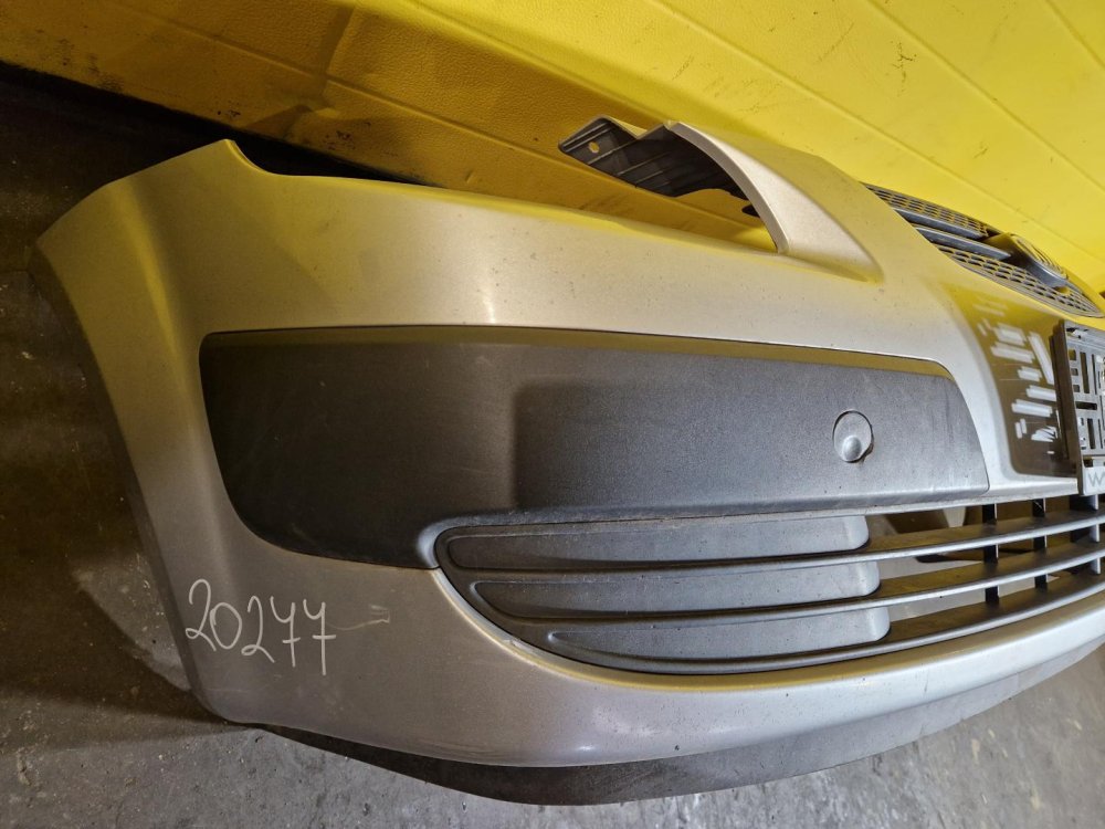 PŘEDNÍ NÁRAZNÍK KIA RIO II (JB), STŘÍBRNÝ - 20277