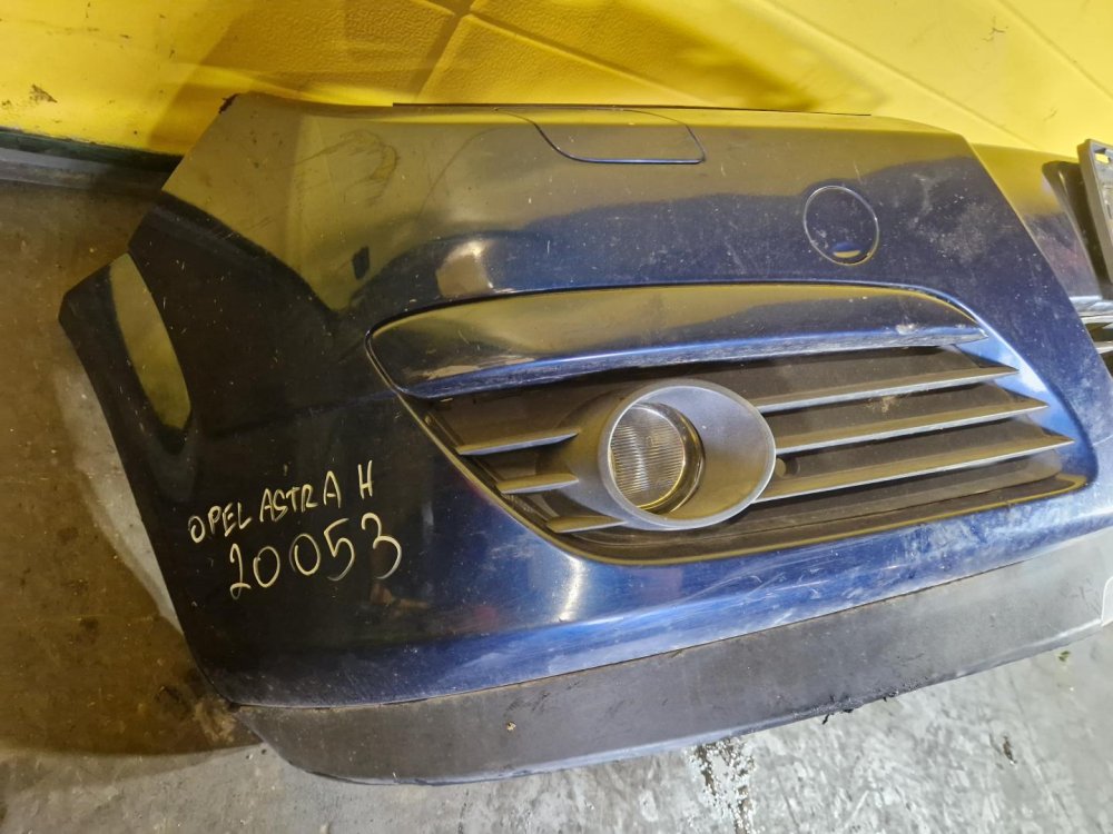 PŘEDNÍ NÁRAZNÍK OPEL ASTRA H, MODRÝ, S MLHOVKAMI, PRO OSTŘIKOVAČE - 20053 PŘEDNÍ NÁRAZNÍK OPEL ASTRA H, MODRÝ, S MLHOVKAMI, PRO OSTŘIKOVAČE - 20053