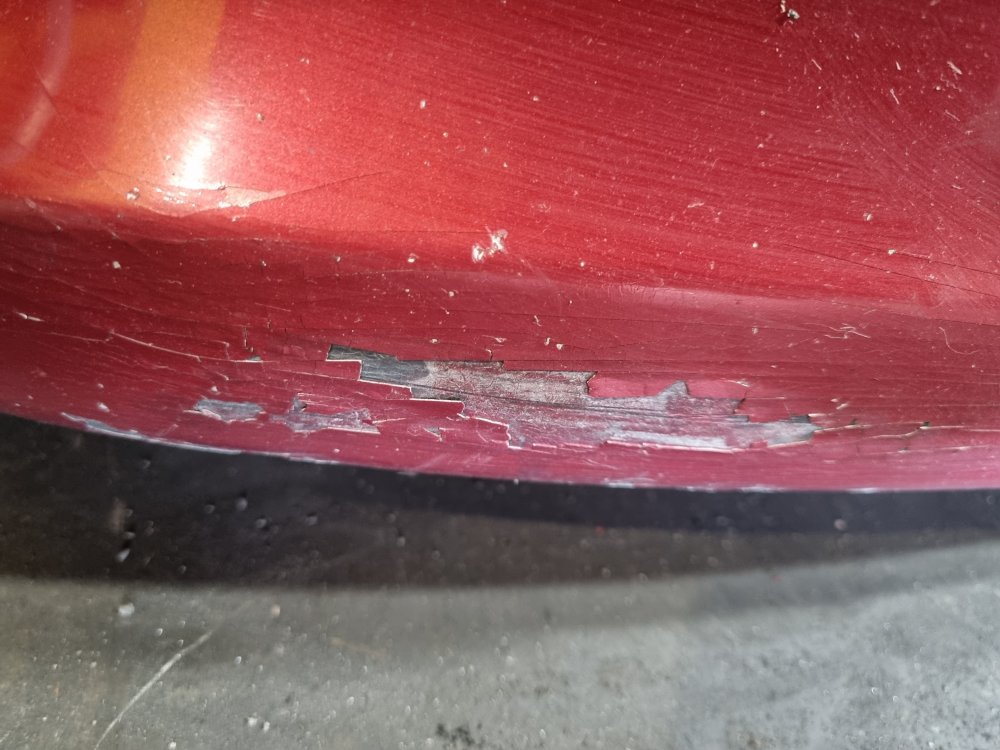 PŘEDNÍ NÁRAZNÍK PEUGEOT 307 SW, ČERVENÝ, FACELIFT - 17995