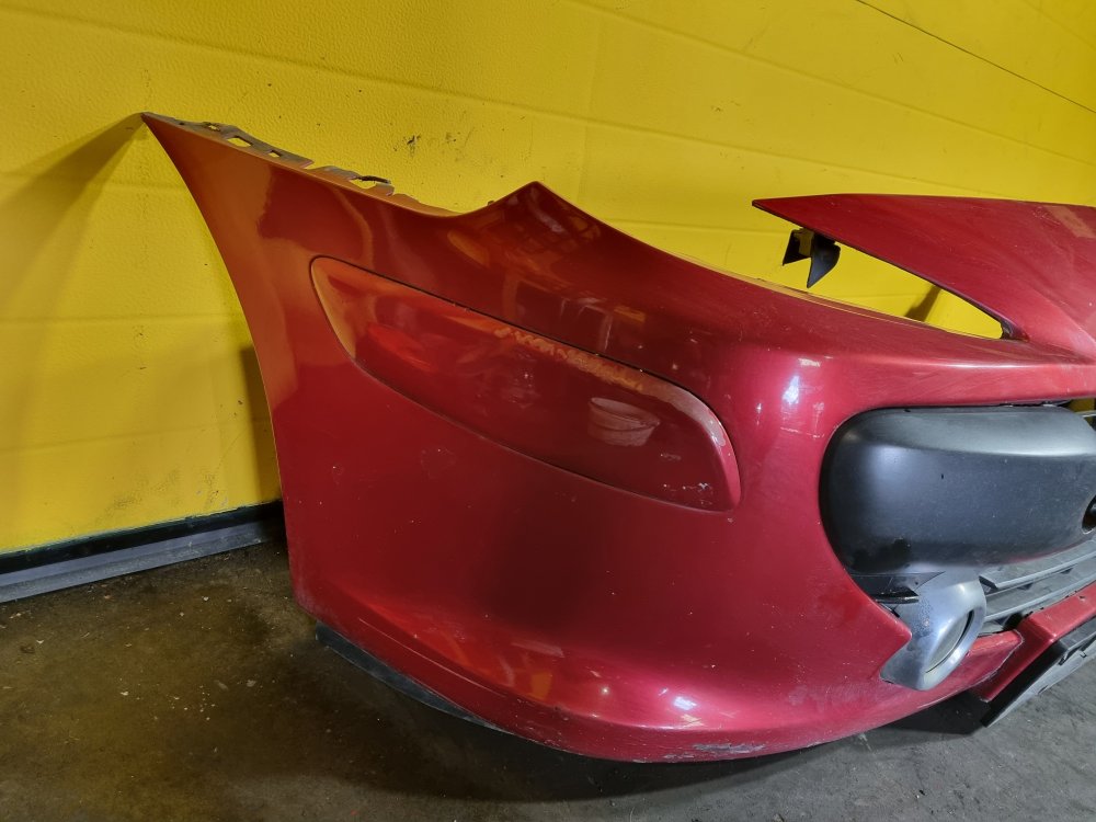 PŘEDNÍ NÁRAZNÍK PEUGEOT 307 SW, ČERVENÝ, FACELIFT - 17995