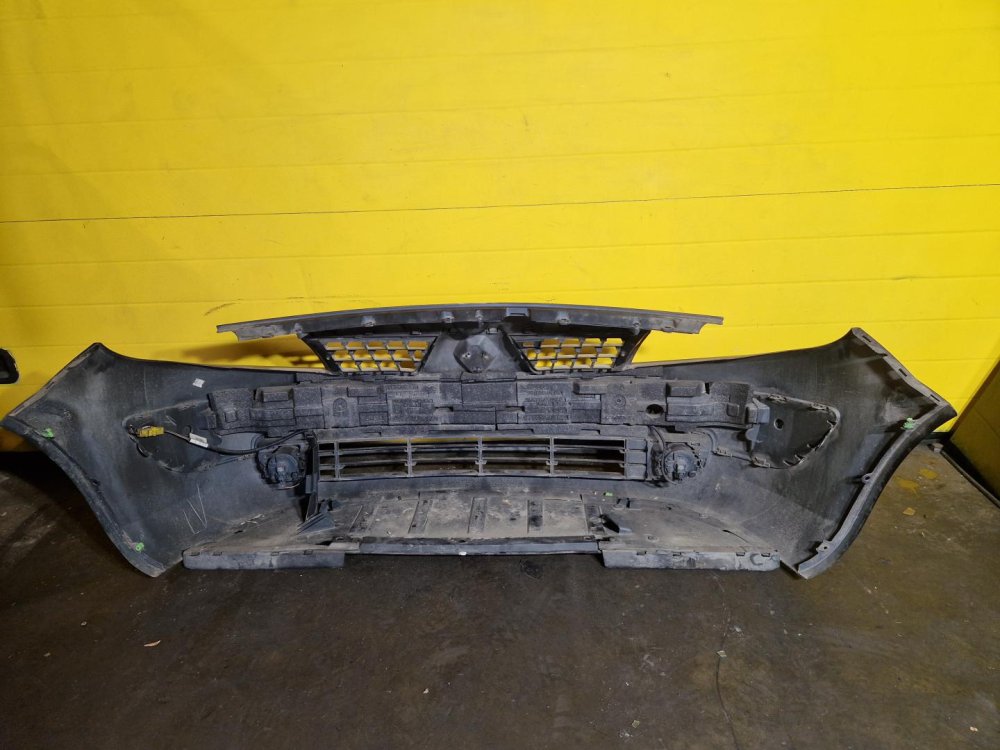PŘEDNÍ NÁRAZNÍK RENAULT SCENIC II, ŠEDOČERNÝ TE866, S MLHOVKAMA - 19282