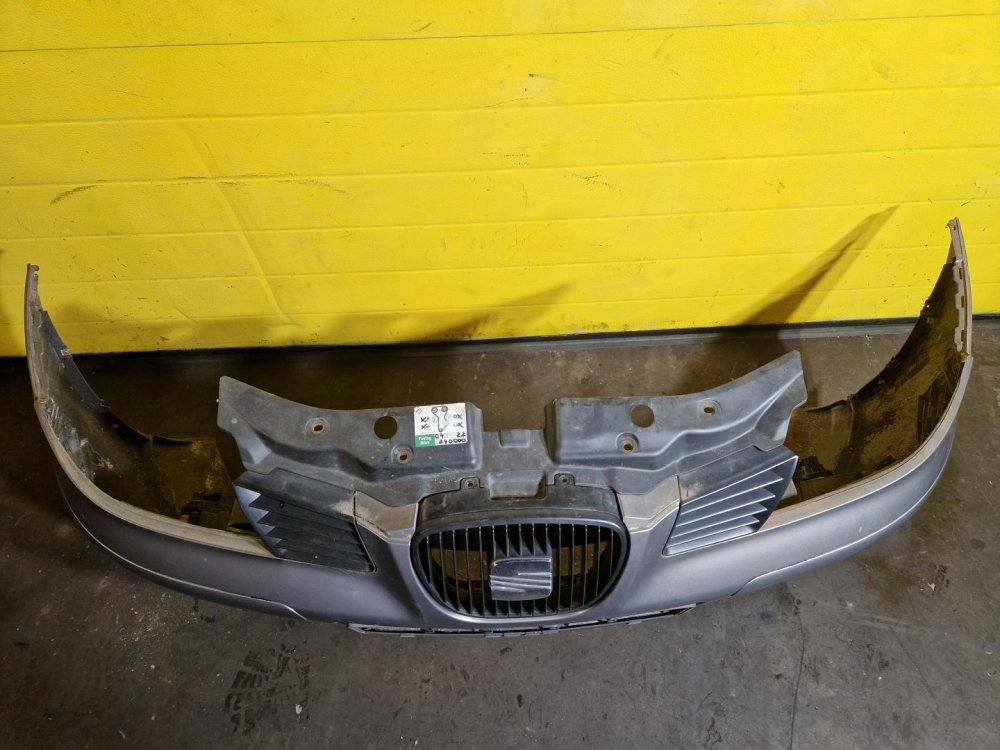 PŘEDNÍ NÁRAZNÍK SEAT CORDOBA II, IBIZA III,  STŘÍBRNÝ, S MLHOVKAMI  - 20347