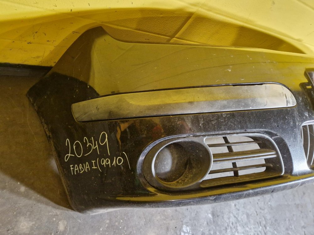 PŘEDNÍ NÁRAZNÍK ŠKODA FABIA I (6Y5), ČERNÝ 991, FACELIFT, S OTVORY PRO MLHOVKY - 20349