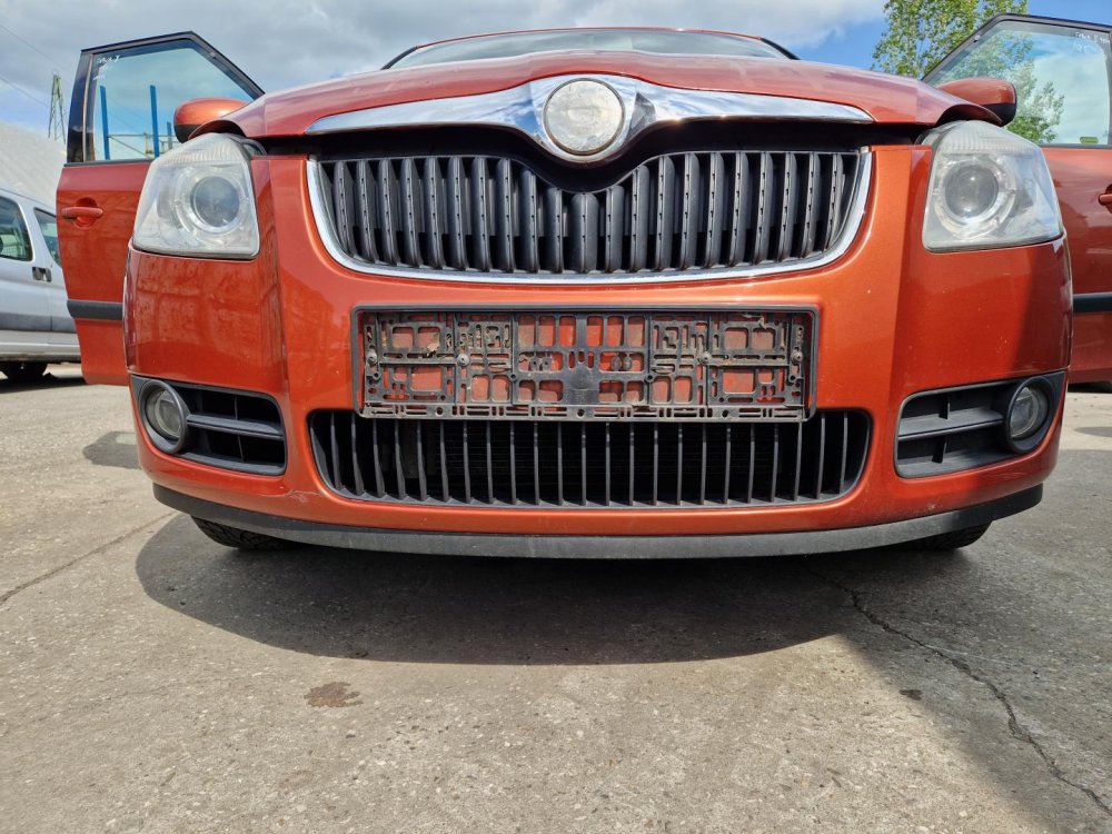 PŘEDNÍ NÁRAZNÍK ŠKODA FABIA II (542) / ROOMSTER, ORANŽOVÝ 9771 - 19575