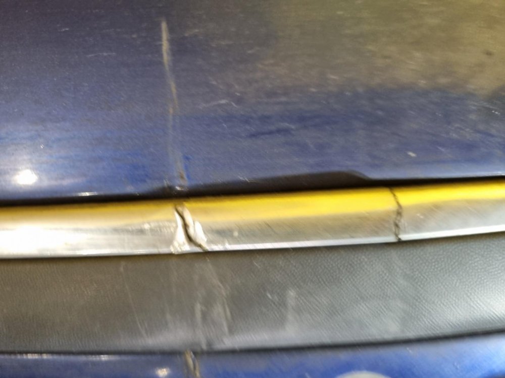 PŘEDNÍ NÁRAZNÍK ŠKODA SUPERB I, MODRÝ, SE SENZORY - 18434