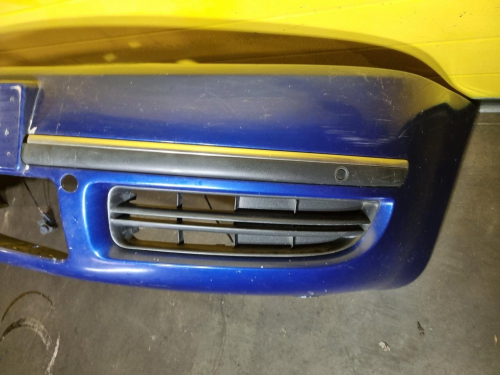 PŘEDNÍ NÁRAZNÍK ŠKODA SUPERB I, MODRÝ, SE SENZORY - 18434