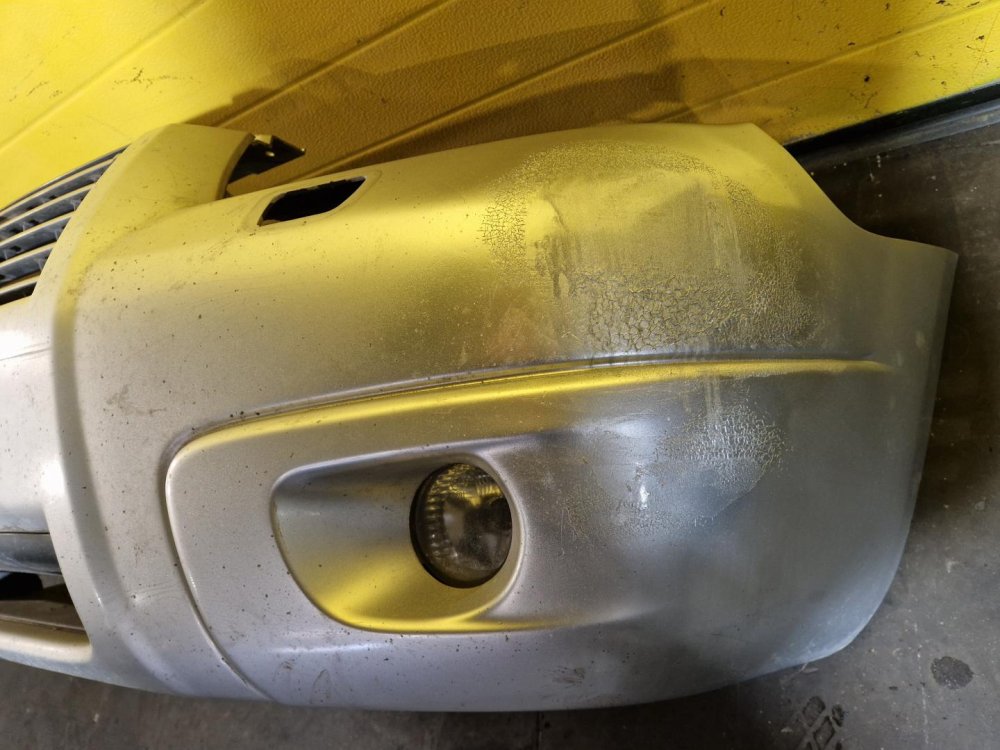 PŘEDNÍ NÁRAZNÍK SUBARU FORESTER II (SG), STŘÍBRNÝ, S MLHOVKAMI, FACELIFT - 20436 PŘEDNÍ NÁRAZNÍK SUBARU FORESTER II (SG), STŘÍBRNÝ, S MLHOVKAMI, FACELIFT - 20436