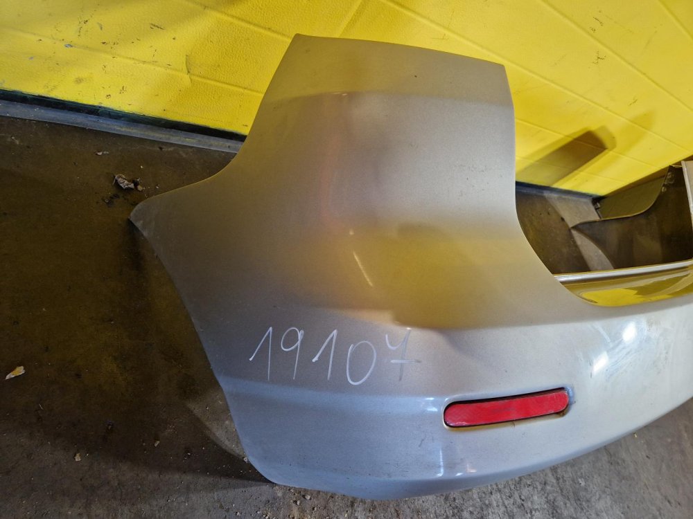 PŘEDNÍ NÁRAZNÍK TOYOTA COROLLA VERSO I, STŘÍBRNÝ - 19107