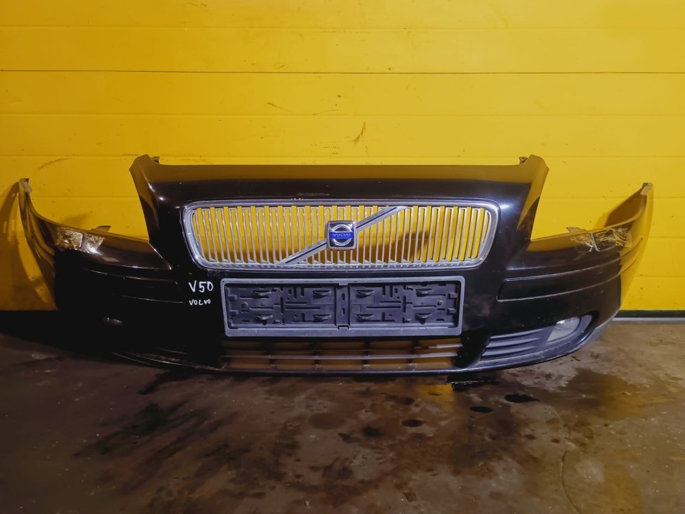 PŘEDNÍ NÁRAZNÍK VOLVO V50 (545), ČERNÝ, S MLHOVKAMI - 19103