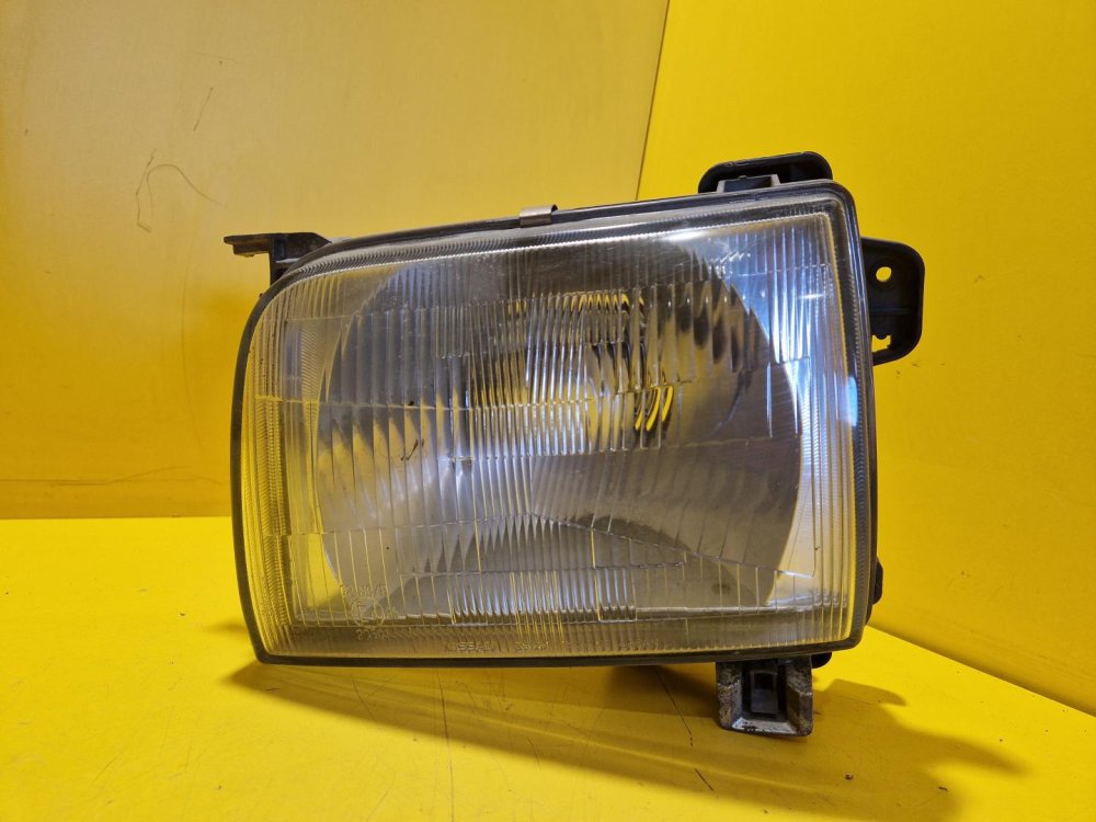 LEVÉ PŘEDNÍ SVĚTLO NISSAN PICK-UP KING CAB D22, NAVARA D22 - 18458