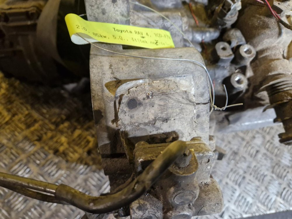 PŘEVODOVKA S ROZVODOVKOU 4x4 - TOYOTA RAW 4 (A2) (2000-2006) - 2.0 D 85 KW - 21394 PŘEVODOVKA S ROZVODOVKOU 4x4 - TOYOTA RAW 4 (A2) (2000-2006) - 2.0 D 85 KW - 21394