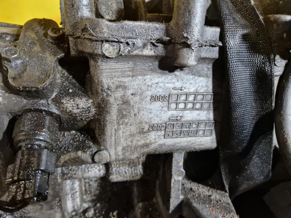 PŘEVODOVKA S ROZVODOVKOU - 2,5 CRDI 103 KW -  KIA SORENTO I (JC) - 20796