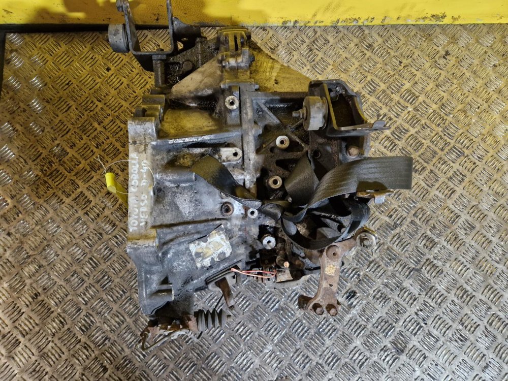 PŘEVODOVKA - TOYOTA COROLLA VERSO II, AURIS, AVENSIS T25, T27, - 2.0 D, 2.2 D - 21181 PŘEVODOVKA - TOYOTA COROLLA VERSO II, AURIS, AVENSIS T25, T27, - 2.0 D, 2.2 D - 21181