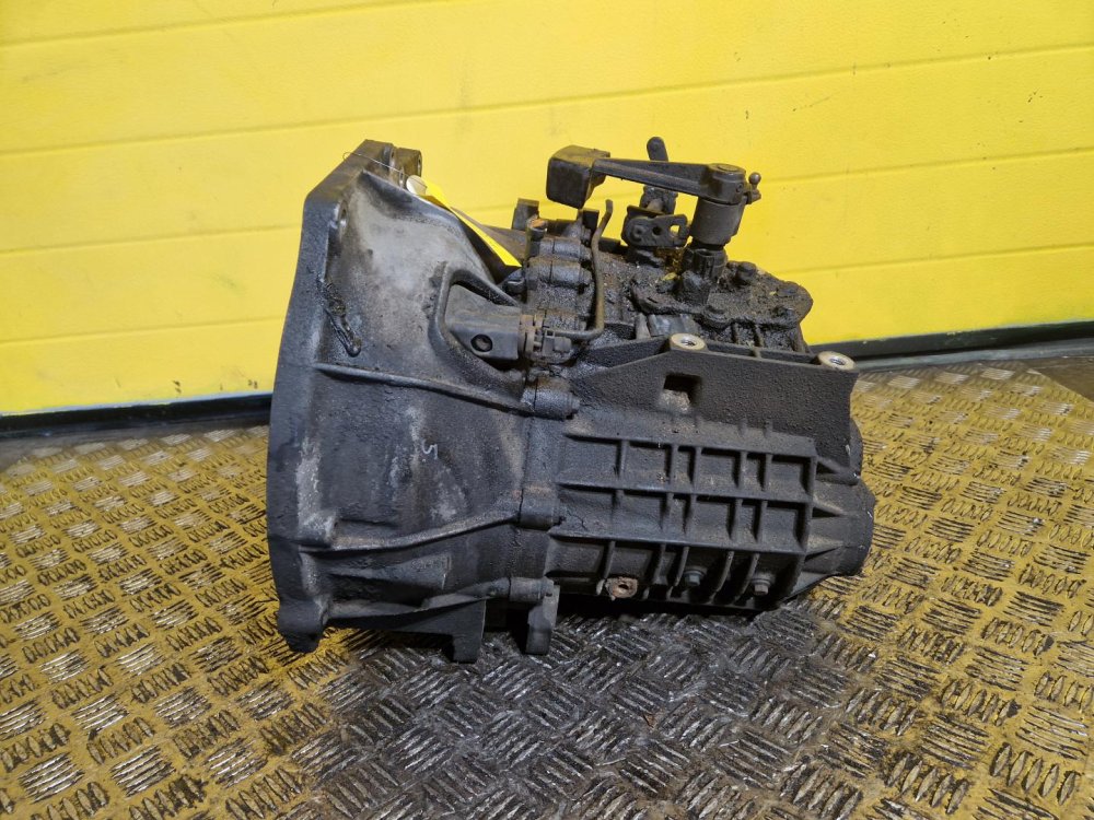 PŘEVODOVKA 3M5R-7F096-YF, R3T9A - FORD FOCUS II, C-MAX / MAZDA 3 / VOLVO V50, S40, C30 - 1.6 TDCI - 18354