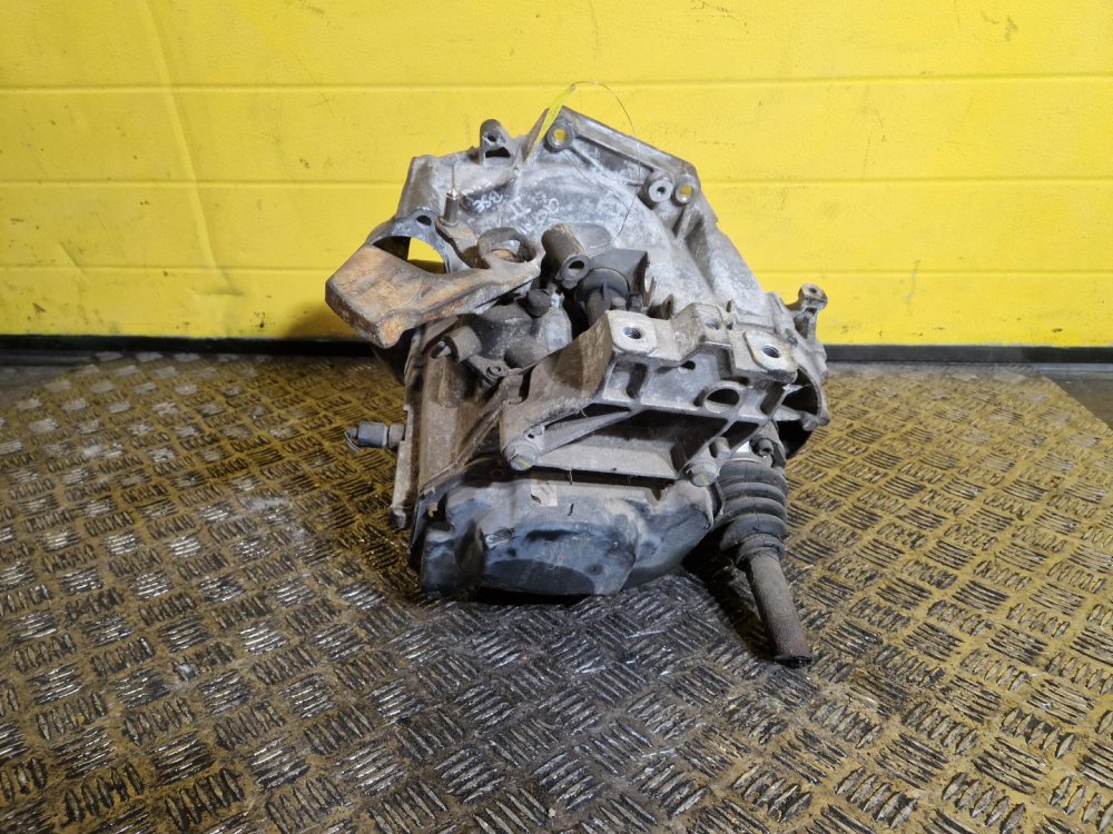 PŘEVODOVKA FVH - ŠKODA OCTAVIA II / VW PASSAT B6, GOLF V, VI, JETTA III, IV / AUDI A3 II / SEAT LEON II, TOLEDO III, ALTEA - 1.6 MPI, FSI - 20637 PŘEVODOVKA FVH - ŠKODA OCTAVIA II / VW PASSAT B6, GOLF V, VI, JETTA III, IV / AUDI A3 II / SEAT LEON II, TOLEDO III, ALTEA - 1.6 MPI, FSI - 20637