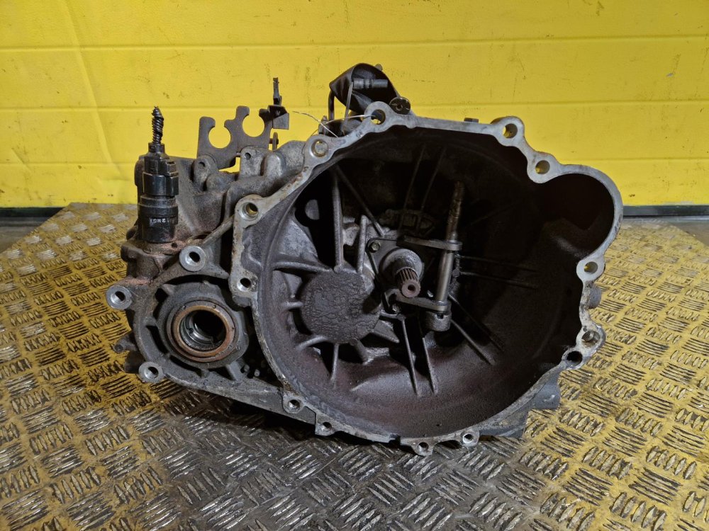 PŘEVODOVKA L2 R 927310 - KIA CARENS II - 2.0 CRDI, 83kW - 21162 PŘEVODOVKA L2 R 927310 - KIA CARENS II - 2.0 CRDI, 83kW - 21162