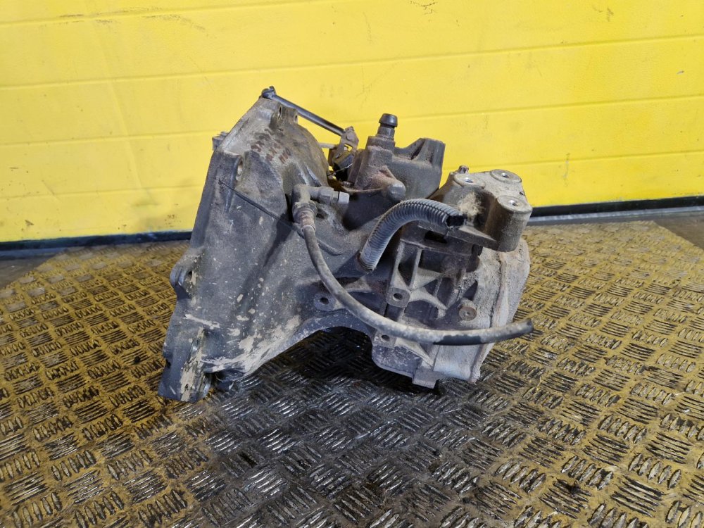 PŘEVODOVKA F17, C394 - OPEL ASTRA H, G, MERIVA B, A, CORSA D, C, TIGRA B, VECTRA C, B, ZAFIRA B, A - 1.6, 1.8 16V, 1.3 CDTI, 1.7 TD - 19860 PŘEVODOVKA F17, C394 - OPEL ASTRA H, G, MERIVA B, A, CORSA D, C, TIGRA B, VECTRA C, B, ZAFIRA B, A - 1.6, 1.8 16V, 1.3 CDTI, 1.7 TD - 19860