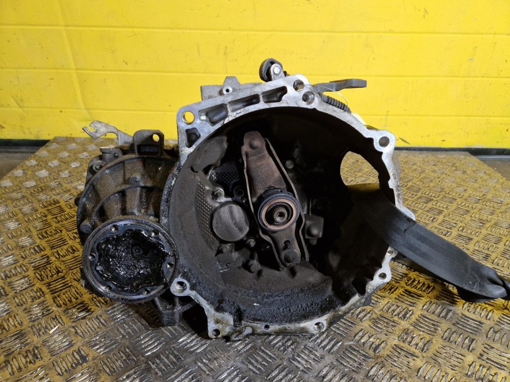 PŘEVODOVKA GQQ - ŠKODA OCTAVIA II / AUDI A II / VW GOLF V, JETTA III, PASSAT B6, TOURAN / SEAT ALTEA, LEON II, TOLEDO III - 1.9 TDI 77KW - 21164