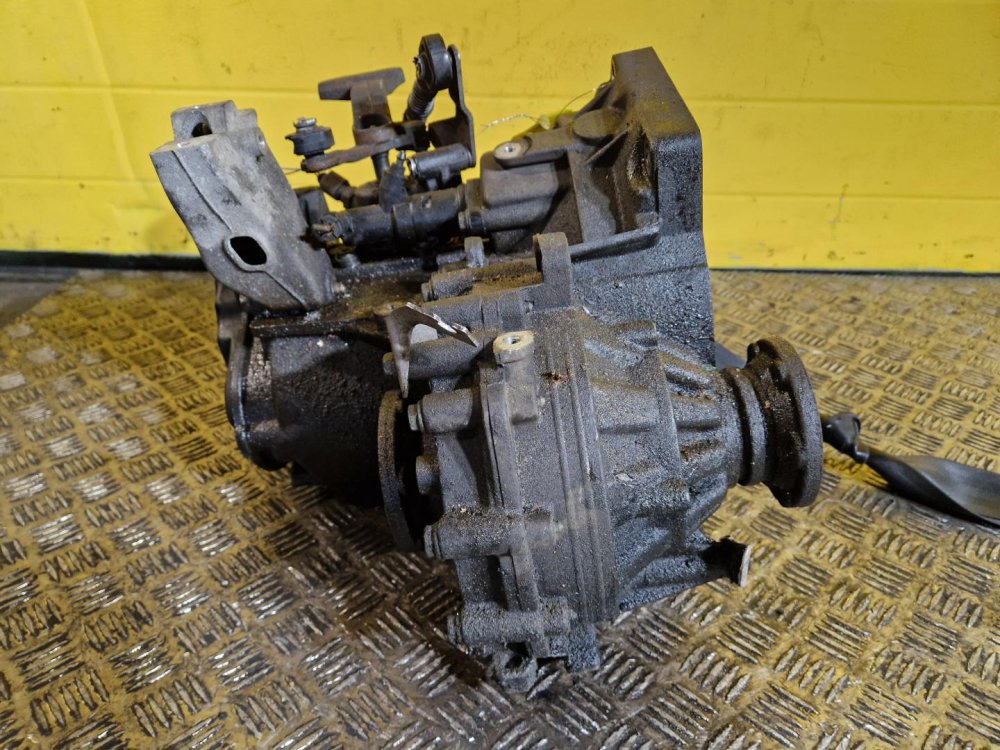 PŘEVODOVKA GQQ - ŠKODA OCTAVIA II / AUDI A II / VW GOLF V, JETTA III, PASSAT B6, TOURAN / SEAT ALTEA, LEON II, TOLEDO III - 1.9 TDI 77KW - 21164