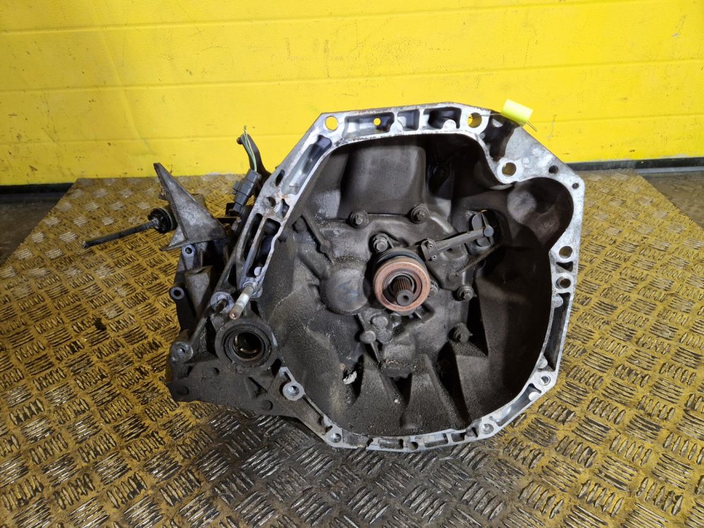 PŘEVODOVKA 8200459875 - RENAULT KANGOO II (2008-) 1.5 DCI 63 kW  - 21370