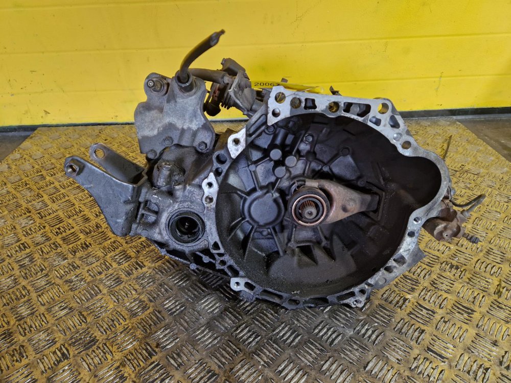 PŘEVODOVKA TOYOTA COROLLA VERSO - 1.8 VVT-i - 20067 PŘEVODOVKA TOYOTA COROLLA VERSO - 1.8 VVT-i - 20067