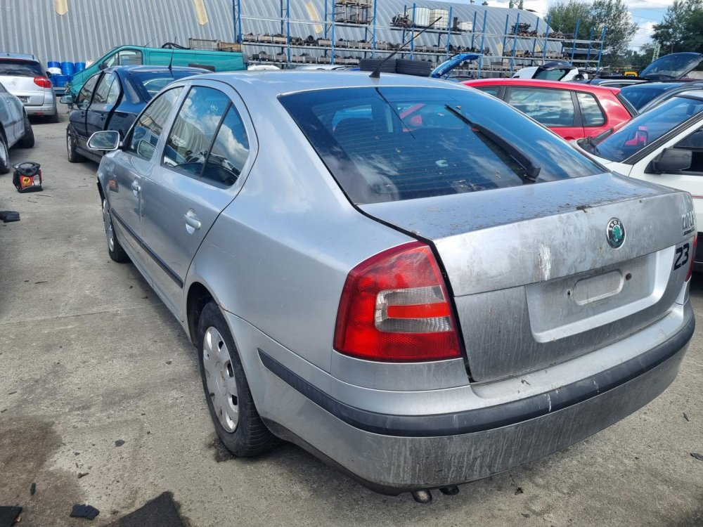 Škoda Octavia II 1.9 TDI ( BXE ) 77kW r.2006 šedá na náhradní díly