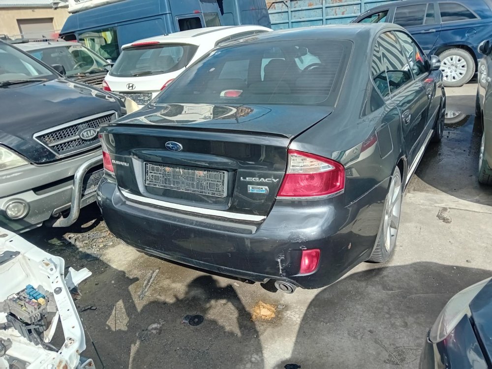 Subaru Legacy 2.0 D ( EE 20 ) 110kW r.2010 šedá na náhradní díly