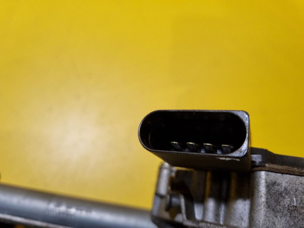 TÁHLA STĚRAČŮ 13145557 S MOTORKEM 404976 - OPEL ZAFIRA B - 17030