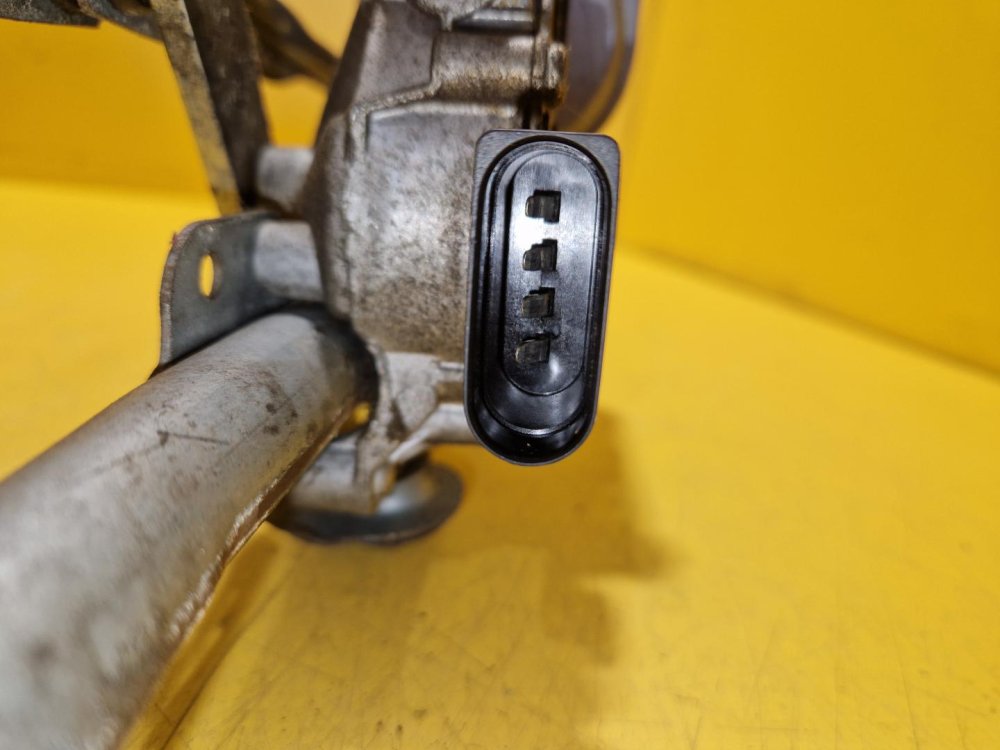 TÁHLA STĚRAČŮ S MOTORKEM 5J1955113A - ŠKODA FABIA II , ROOMSTER - 19675