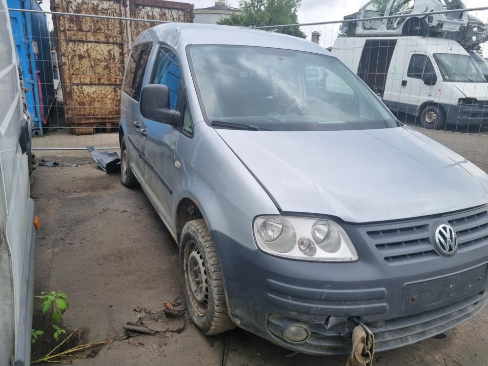 Volkswagen Caddy 1.9 TDI ( BLS ) 77kW r.2006 šedá na náhradní díly
