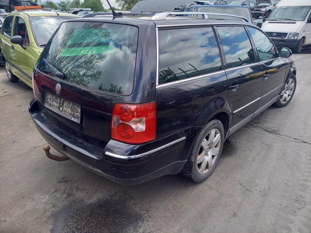 Volkswagen Passat B5.5 2.5 TDI ( BDG ) 120kW r.2004 na náhradní díly 