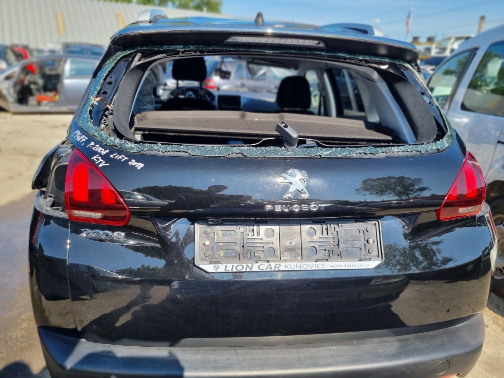 ZADNÍ KUFROVÉ DVEŘE PEUGEOT 2008 I (CU), FACELIFT, ČERNÉ KTV - 19487