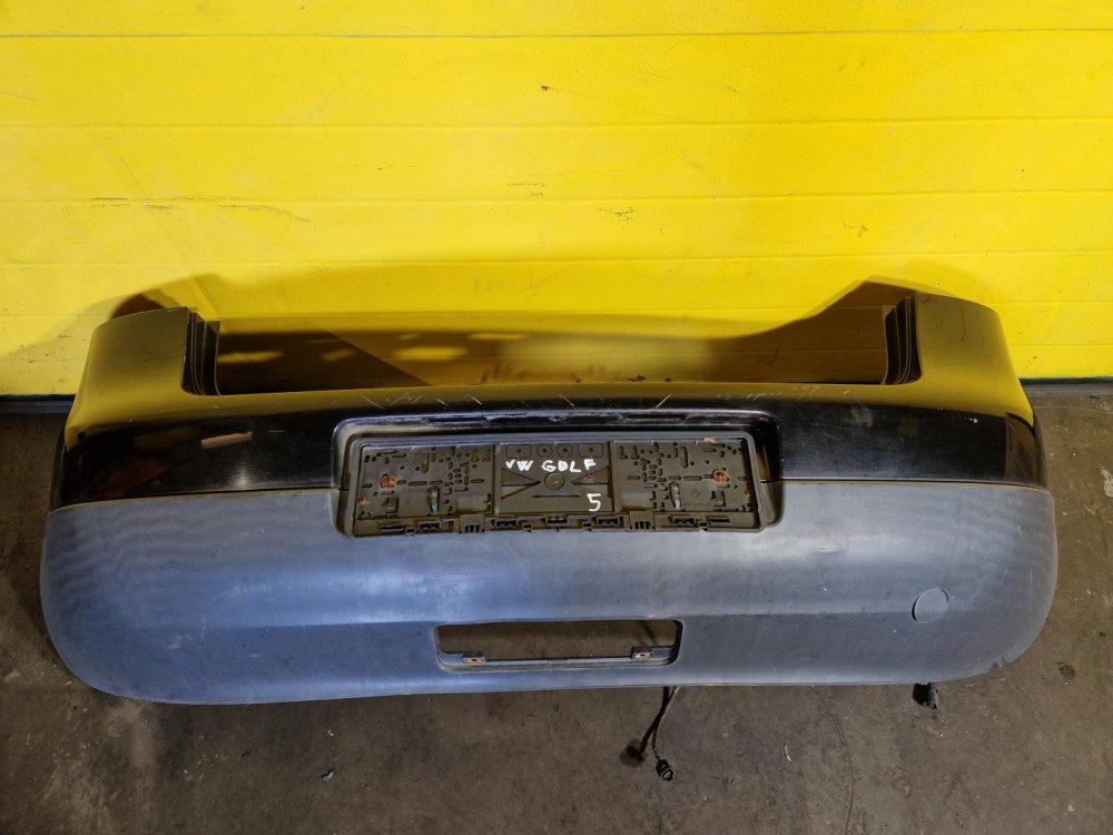 ZADNÍ NÁRAZNÍK VW GOLF V, ČERNÝ, HATCHBACK - 19851 ZADNÍ NÁRAZNÍK VW GOLF V, ČERNÝ, HATCHBACK - 19851