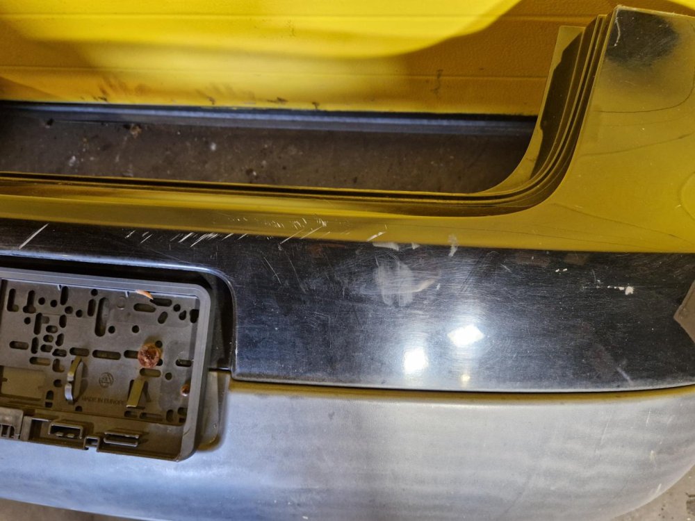 ZADNÍ NÁRAZNÍK VW GOLF V, ČERNÝ, HATCHBACK - 19851 ZADNÍ NÁRAZNÍK VW GOLF V, ČERNÝ, HATCHBACK - 19851