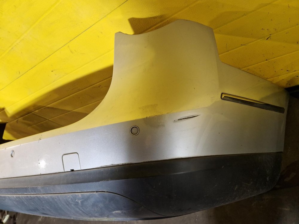 ZADNÍ NÁRAZNÍK VW PASSAT B6 (3C5), STŘÍBRNÝ, SE SENZORY, KOMBI - 20472