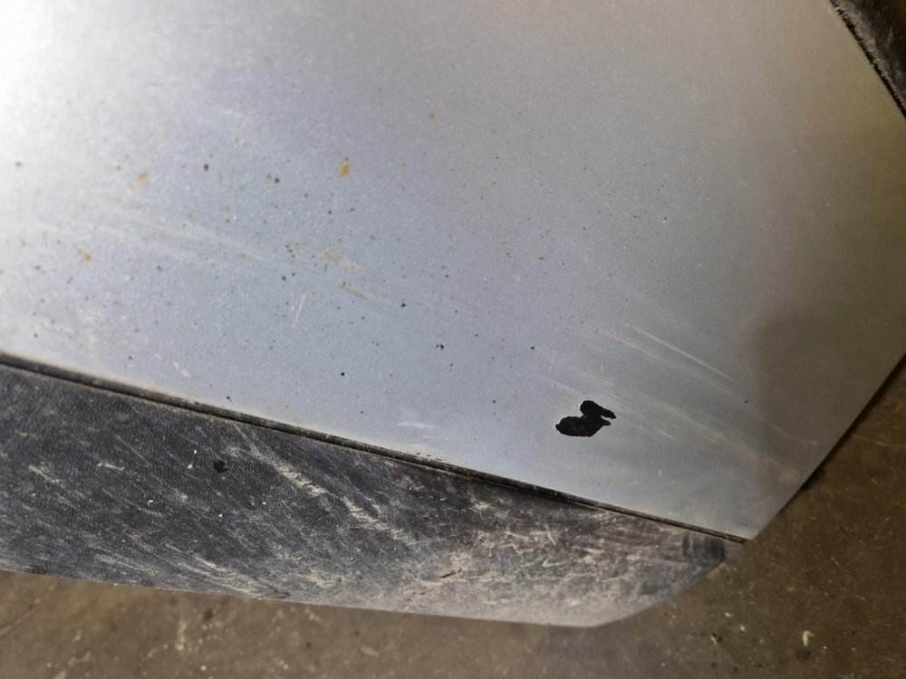 ZADNÍ NÁRAZNÍK VW SHARAN I, STŘÍBRNÝ, SE SENZORY - 19850